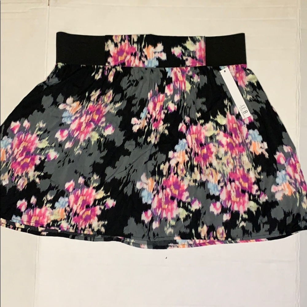 Joe B. Floral Skirt